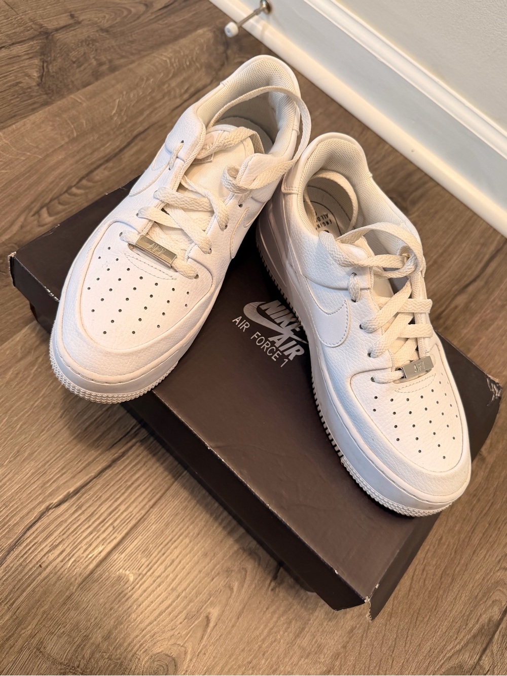 Nike Air Force 1 Sage Low Women's Shoe - Picture 10 of 10
